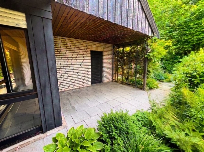 überdachte Terrasse