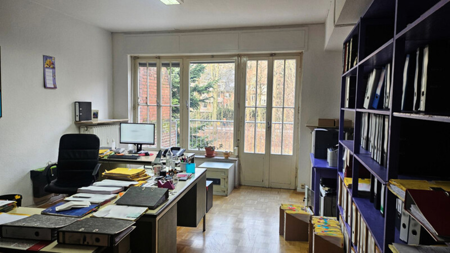 Büro