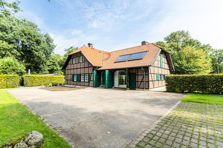 Garagen und Carport