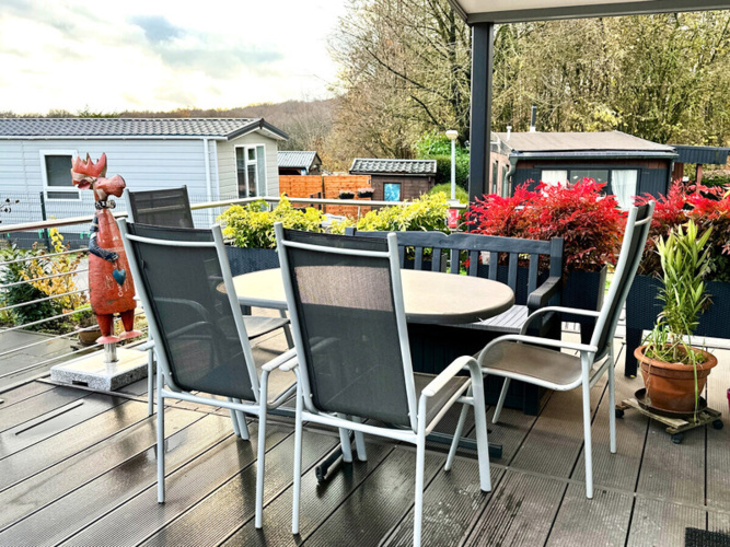 Ferienhaus Terrasse - Dreizler Immobilien