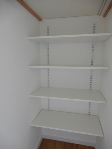 Flurschrank innen