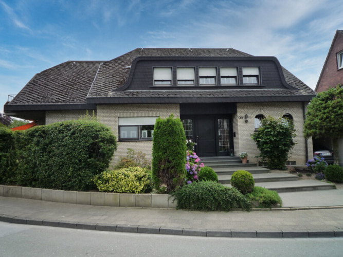 Hausfront