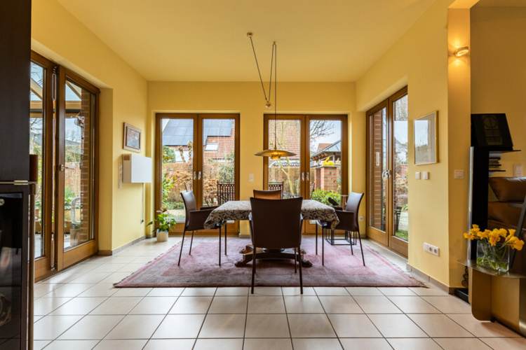 Moderne, geschmackvolle Loungeecke