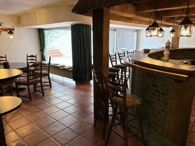 Die Bar