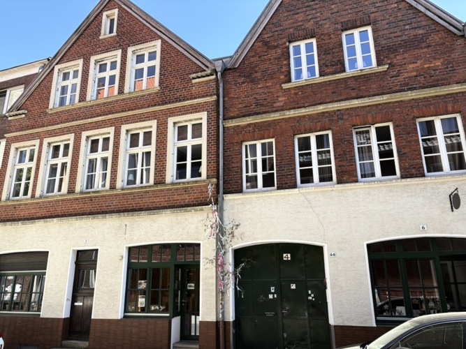 Die Front