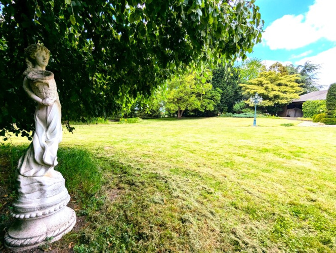 Der parkähnliche Garten sucht seinesgleichen